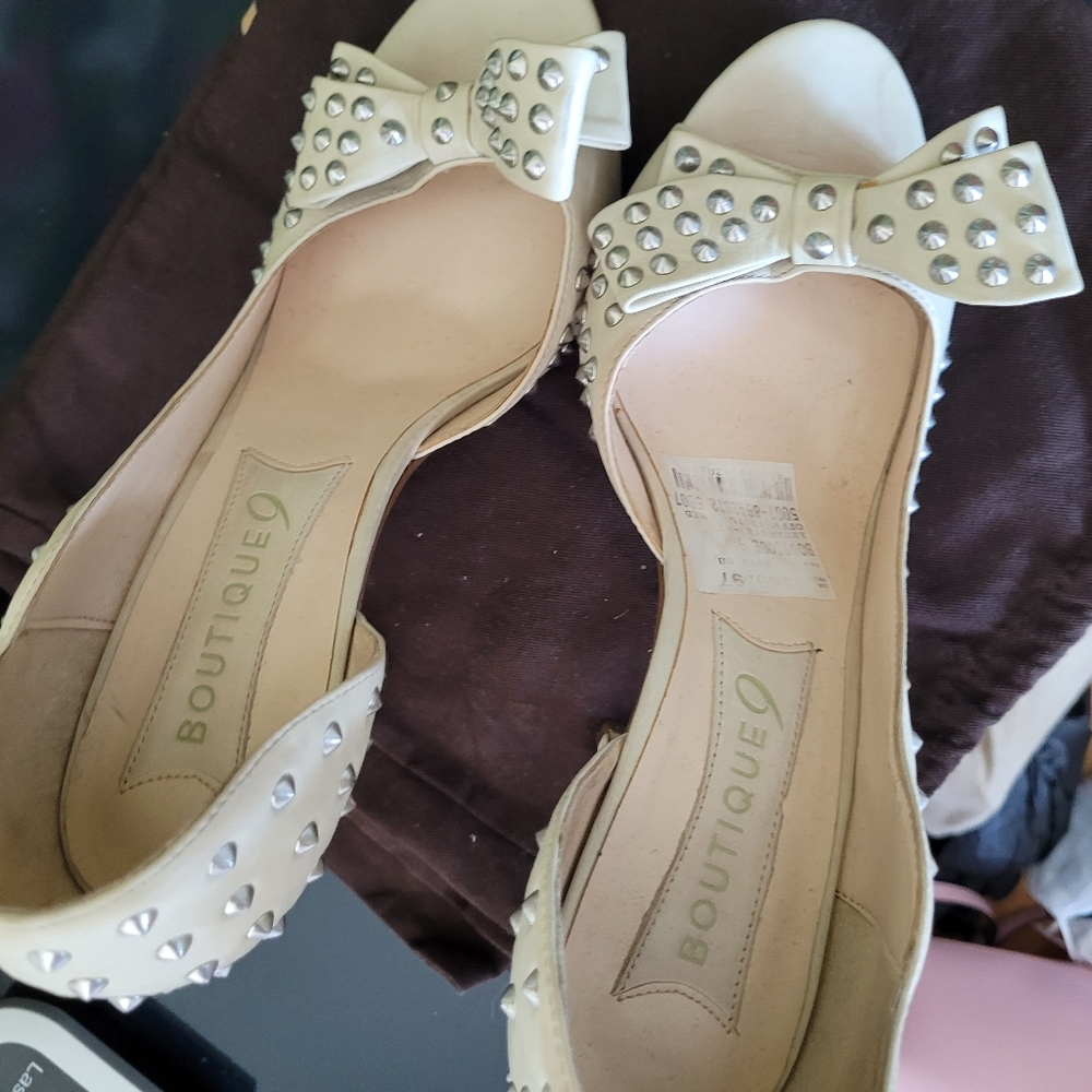 BOUTIQUE 9 LEATHER SANDAL